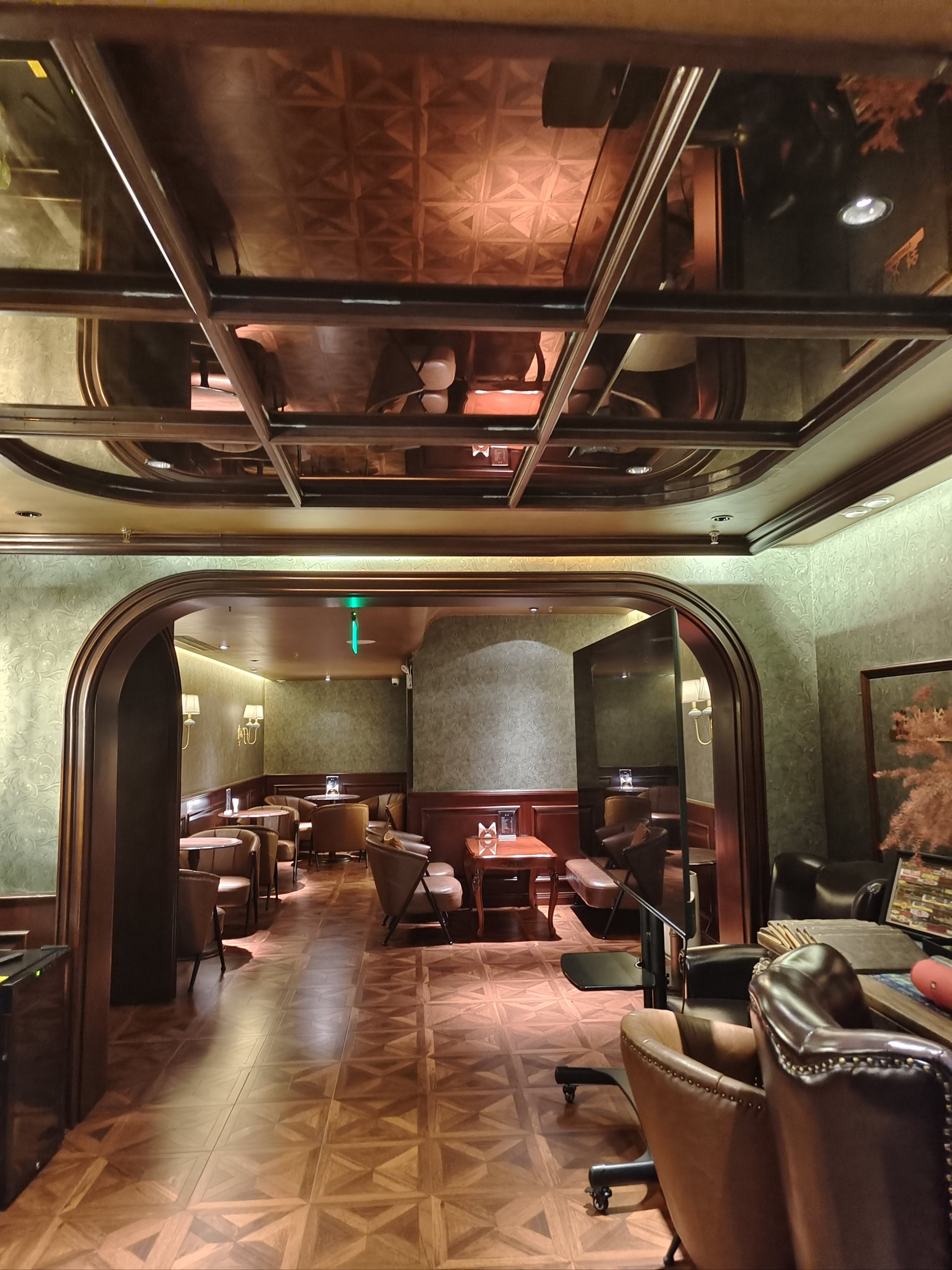 咸阳商务ktv怎么玩商务娱乐新体验-永寿县ktv预订